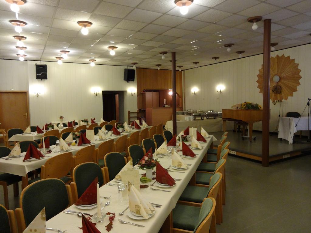 Hotel & Altenburg